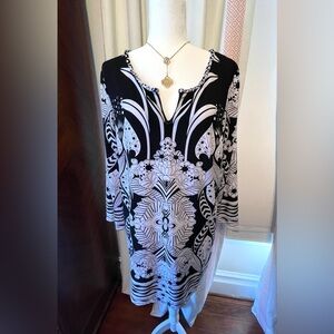 EUC Woman’s Eci Mew York. travel wash n wear dress. Sz XL